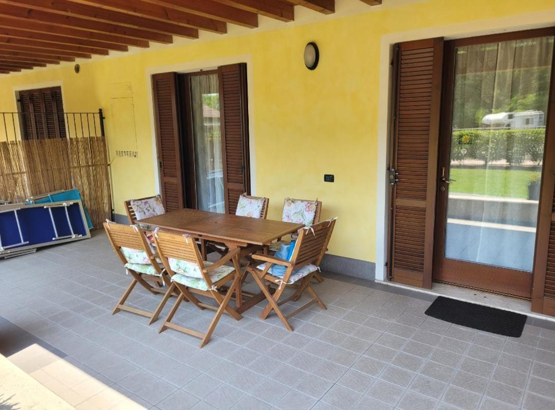 Casa Alena Apartment Peschiera del Garda Luaran gambar